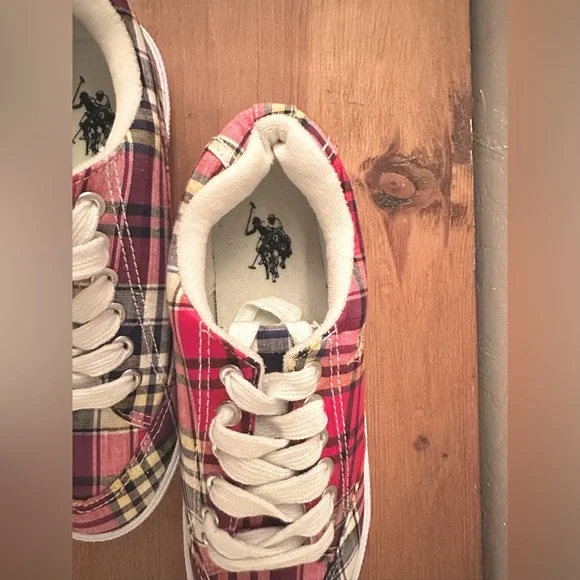 NEW Plaid U.S. Polo Assn. Tennis Shoes - Picture 8 of 15